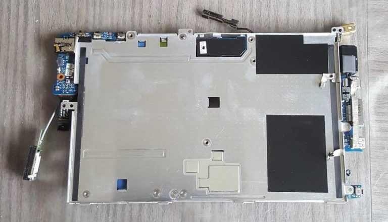 Lot De Pièces Détachées Pour Tablette ACER Iconia A3-A10 - Écrans, Caméra, HP - Occasion, état Mixte