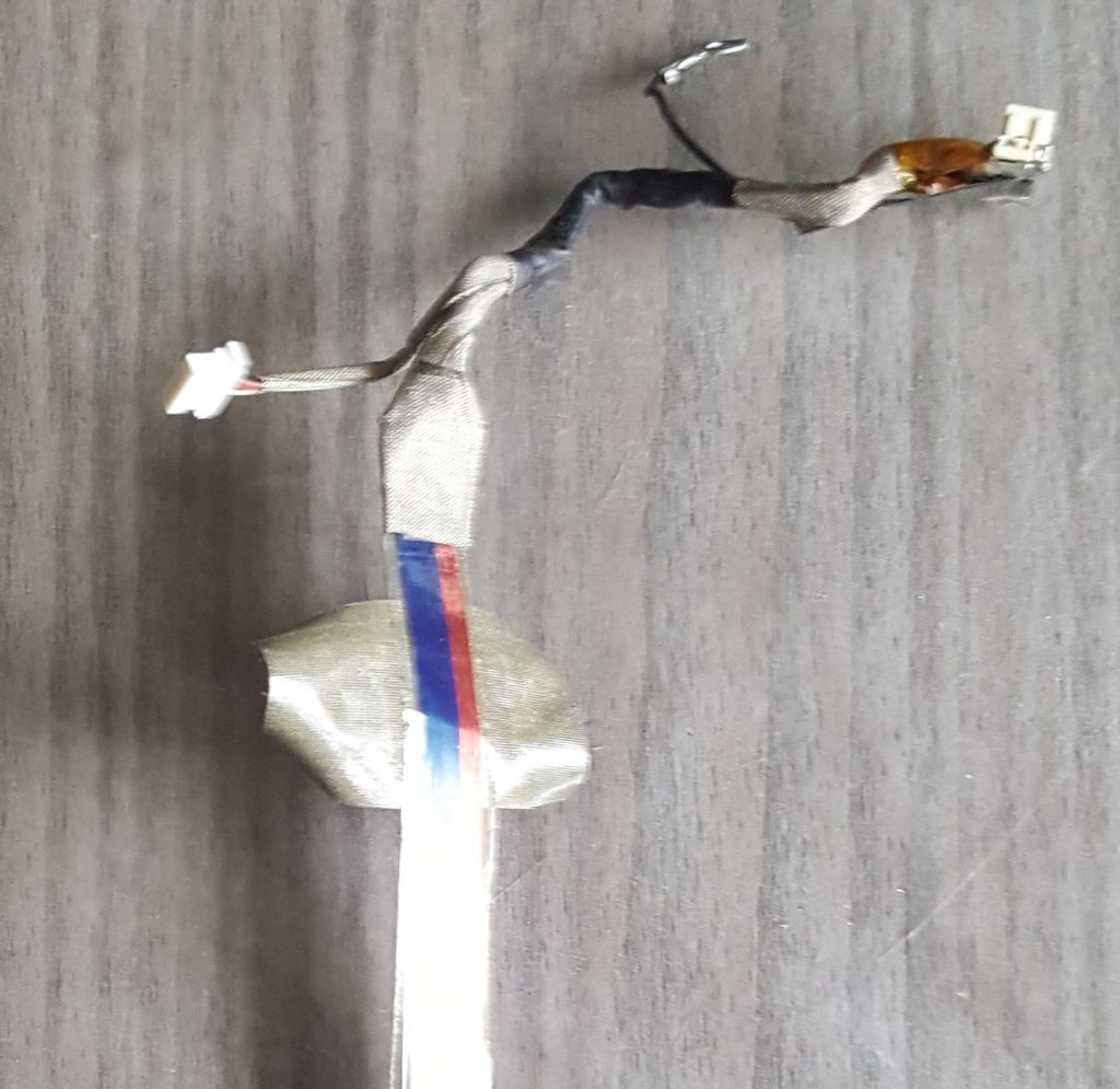 Câble Flex d'Écran pour Toshiba Satellite Série A300 Câble Flex d'Écran pour Toshiba Satellite Série A300