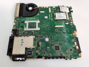 Carte mère complète TOSHIBA SATELLITE A300-262