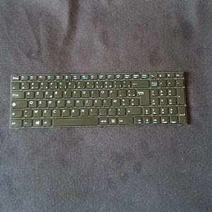 Clavier Azerty pc Medion Akoya E6239