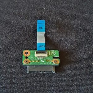 Carte de connexion + nappe lecteur DVD pc Acer Aspire 7250 séries E304032MNKK (AAB70)