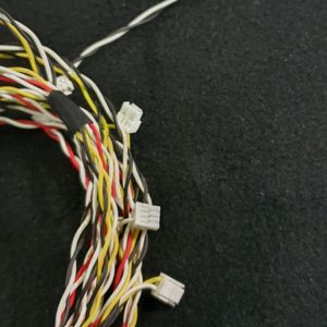 Cordon de connexion des barres leds télé Thomson 65US6106X1 – Image 4
