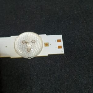 Barre LEDS télé Samsung UE65KU6179U Référence: BN96-34807A – Image 4