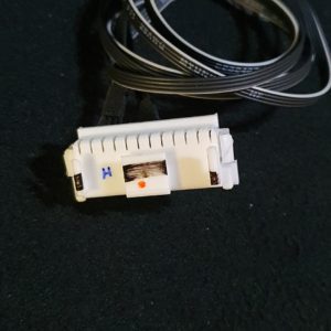 Cordon de connexion des barres leds télé Samsung UE65RU7179U