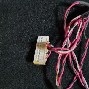 Cordon de connexion des barres LEDS télé TCL 65P615