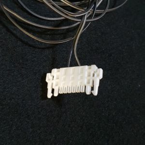 Cordon de connexion des barres LEDS Télé Samsung UE65MU6405U – Image 4