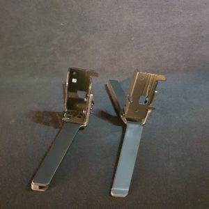 Ensemble pieds + vis télé Sony KE-55A8 – Image 3
