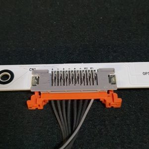 Interface de connexion des barres LEDS télé Samsung UE55J6240AK Référence: BN41-02180A