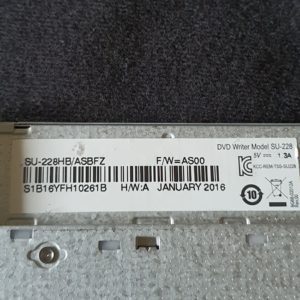 Lecteur DVD Pc Asus F555LA-XX2826T – Image 4