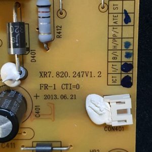 Carte d'alimentation télé Grandin LED28TC2500E Référence: XR7.820.247V1.2 – Image 4