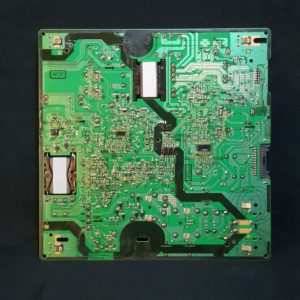 Carte d’alimentation télé Samsung QE65Q65RAT Référence: BN44-00932M