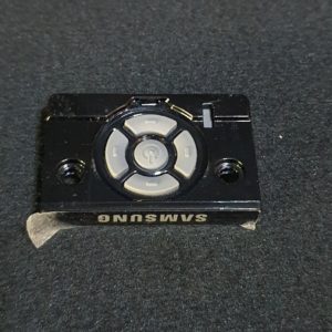 Module bouton power télé Samsung QE55Q70RAT Référence: BN96-48726A