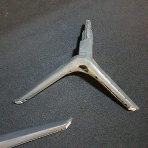 Ensemble pieds télé Samsung UE43TU7172U – Image 4