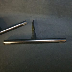 Ensemble pieds télé Samsung UE65LS03NAU – Image 3