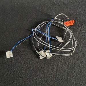 Cordon de connexion des barres LEDS télé Samsung UE55AU7105K