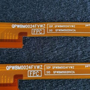 Ensemble nappes de connexion des cartes du LCD Télé Samsung QE70Q60AAU – Image 3