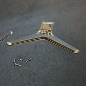Ensemble pieds + vis télé Lg 55UN71006LB