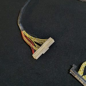 Cordon LVDS télé Thomson 48FU4243 – Image 3