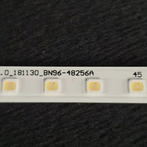 Barre LEDS télé Samsung QE82Q60RAL Référence: BN96-4856AC – Image 4