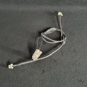 Cordon de connexion des barres LEDS Télé Samsung UE49RU7305K