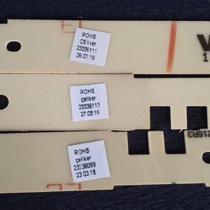 Ensemble interface de connexion des barres LEDS télé Grandin UD55VGB18 – Image 3