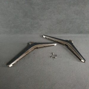 Ensemble pieds + vis télé Hisense H65AE6000