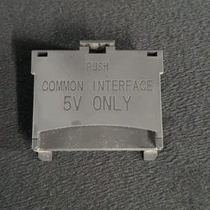 Module connecteur de cartes télé Samsung UE55TU8505U Référence: 3709-001791