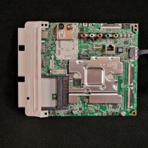 Carte mère télé Lg 49UM7390PLC Référence: EAX68253604 (1.0)