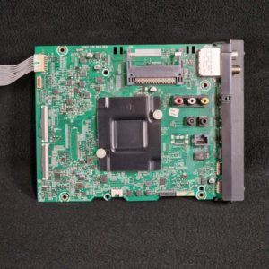 Carte mère télé Hisense H65B7120 Référence: RSAG7.820.8831/ROH (258991)