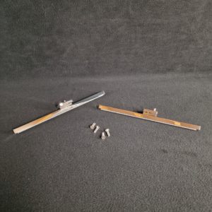 Ensemble pieds + vis télé Philips 55OLED803/12