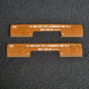 Ensemble nappes de connexion des cartes du LCD télé Hisense H65B7120