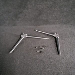 Ensemble pieds + vis télé Brandt B5504UHD