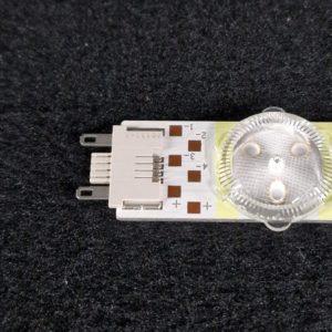 Barre LEDS Télé Samsung QE65Q70RAT Référence: BN96-48090A – Image 3