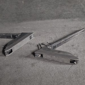 Ensemble pieds + vis télé TCL 65C745 – Image 4