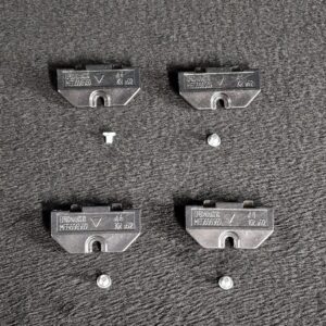 Ensemble de 4 clips de maintien du carter arrière télé Lg 43UP76703LB