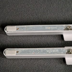 Ensemble pieds + vis télé Philips 65PUS6554/12 – Image 5