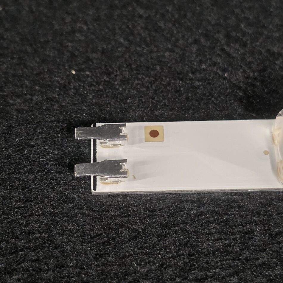 Barre leds télé Samsung UE58TU6925K Référence: BN96-50459A – Image 2