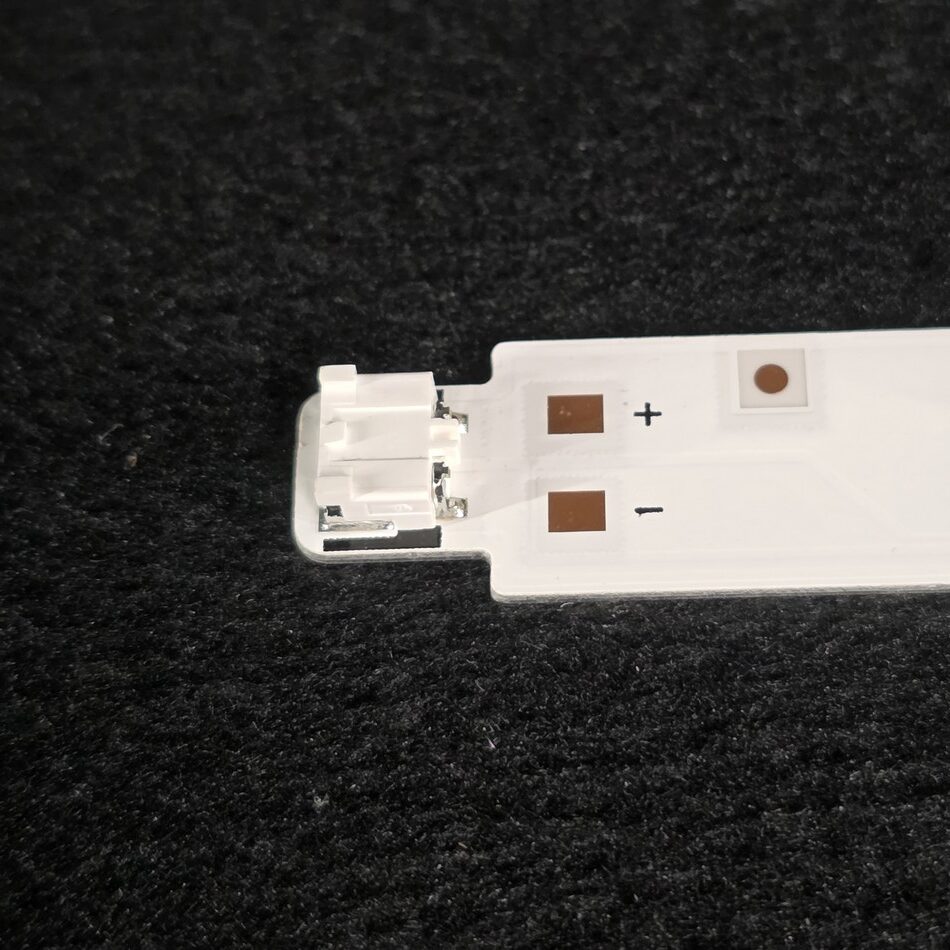 Barre leds télé Samsung UE58TU6925K Référence: BN96-50458A – Image 2