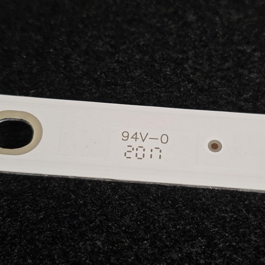 Barre LEDS télé Philips 55PUS6412/12 Référence: LB55073 V0_00 (L) – Image 4